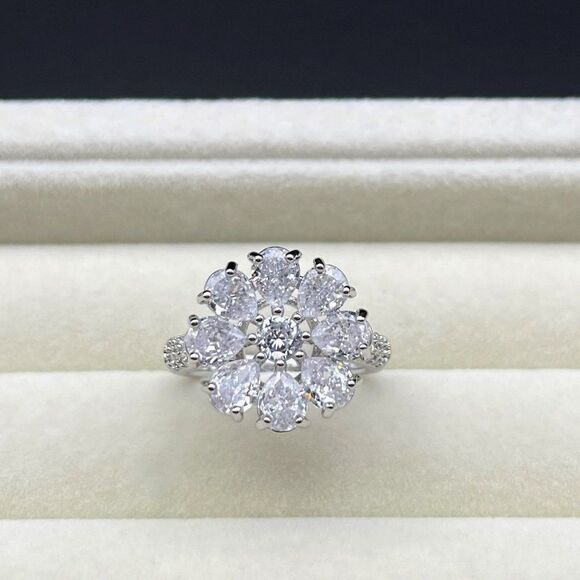 925 Sterling Silver with White Diamond Cubic Zirconia Flower Ring Size 10 - Picture 2 of 11